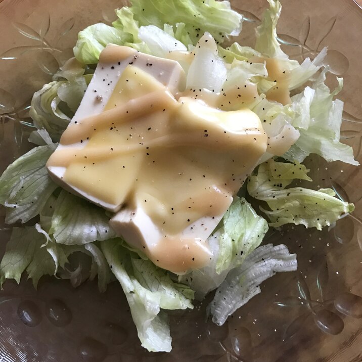 チーズがけ豆腐の温サラダ